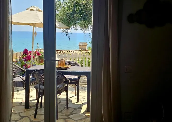 Corfu 24 גליפאדה